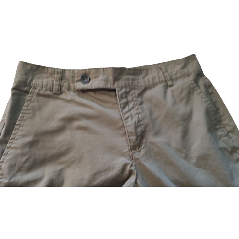 Bandolino Blu Bermuda Shorts Dark Khaki Front and Back Pockets‎ Womens Size Six